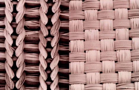 図2.編物(ニット)と織物の拡大写真