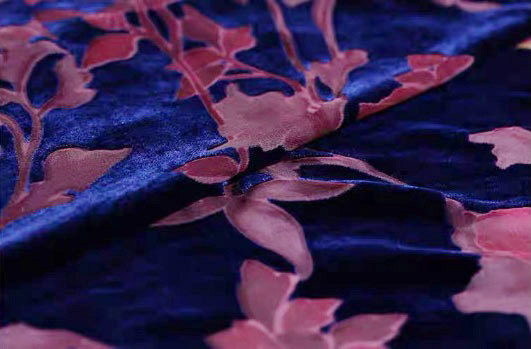 図8.オパール加工生地の例