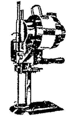 たて刃裁断機の一例