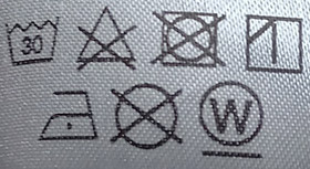 図2　取扱い表示の例(市販品より)