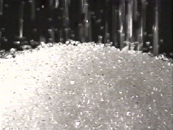 図2　合成繊維の原料チップ