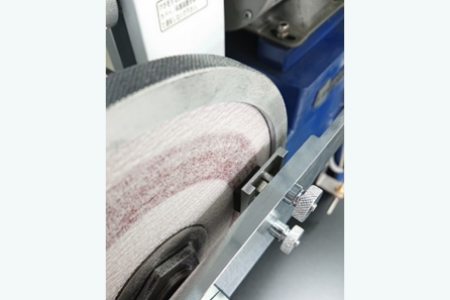 靴底の摩耗試験（JIS K 6264 ウイリアムス式 B法）