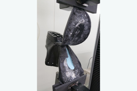 【安全靴】9.3表底のはく離抵抗（JIS T 8101）